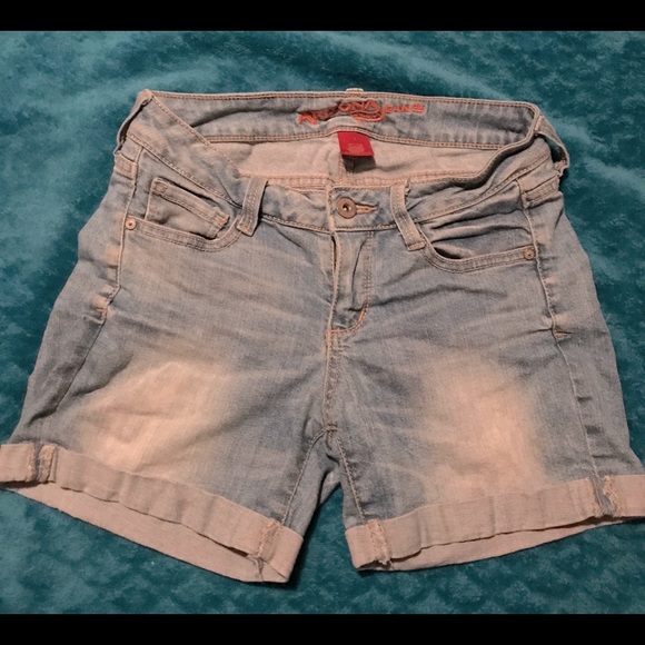 Juniors Denim Shorties Bundle-Size 1 - Picture 9 of 14